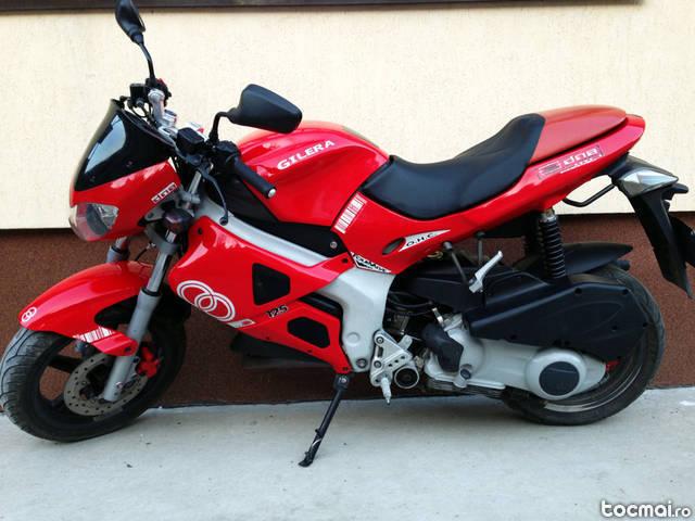 Gilera DNA 125 cmc, impecabila.