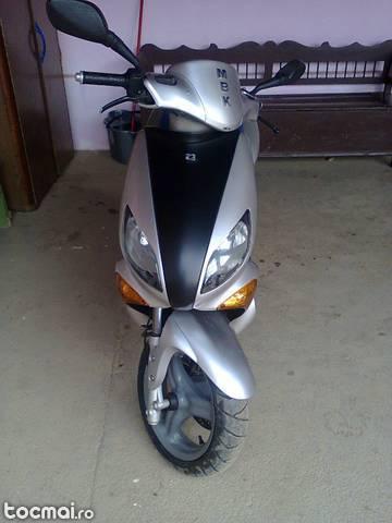 Yamaha Mbk Thunder 152cc, 2002 Ca nou!