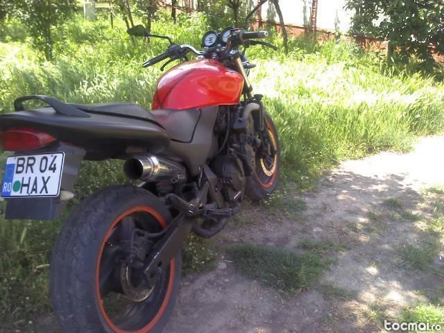 Honda hornet, 2001 schimb cu platforma sau smart