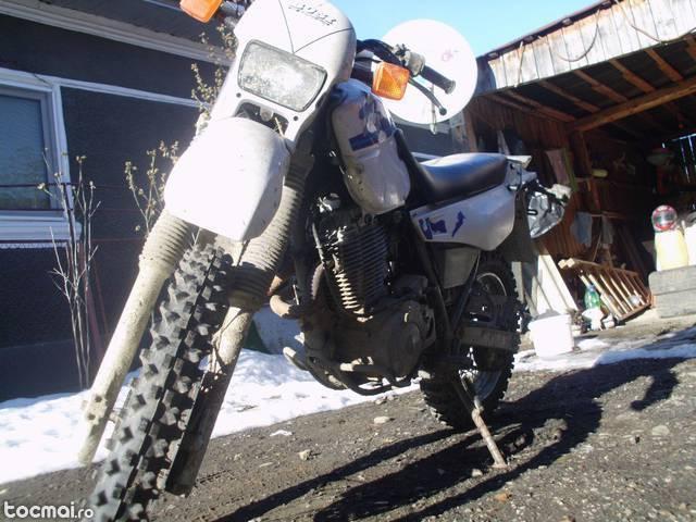 Yamaha XT 600 CC ! Recent adusa ! Impecabila !