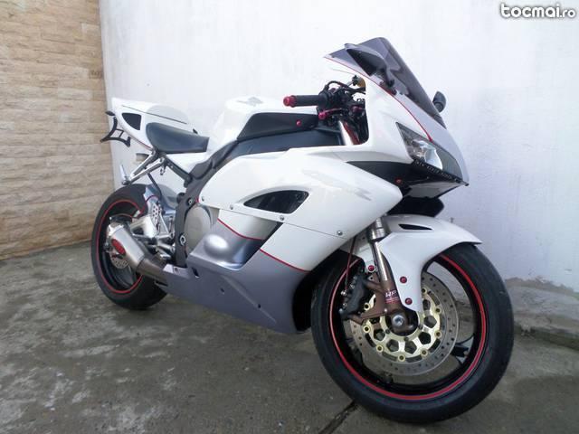 Honda cbr1000rr an2007 169cp 24895km