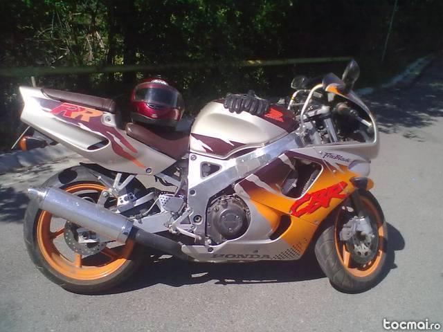 Honda cbr 919 rr fireblade , 1996