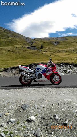 Honda CBR 900 RR, Fireblade