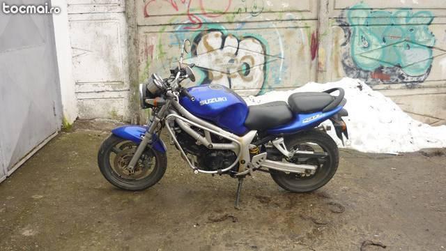 Suzuki SV650, 2000