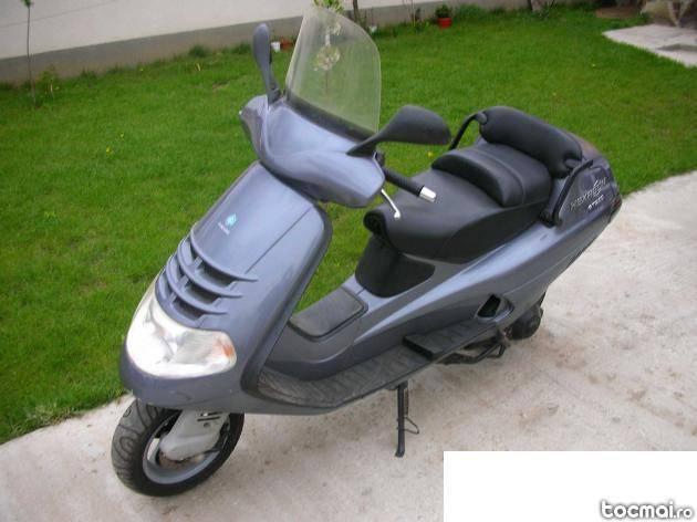 Piaggio Hexagon GT 250, 1998
