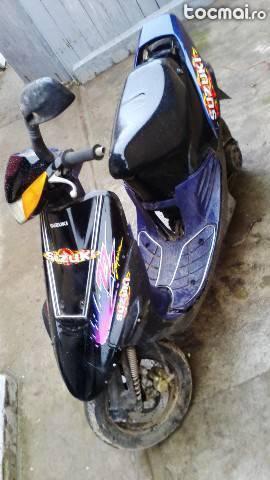 scuter suzuki A142 neimatriculat