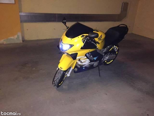 Honda CBR 600, 2000