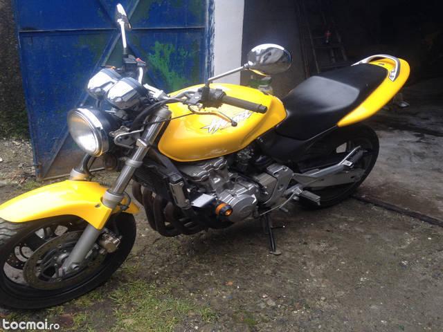 Honda hornet 600