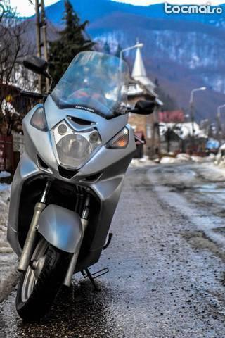 Honda silver wing 2005