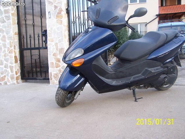Yamaha 125 cc, 2000