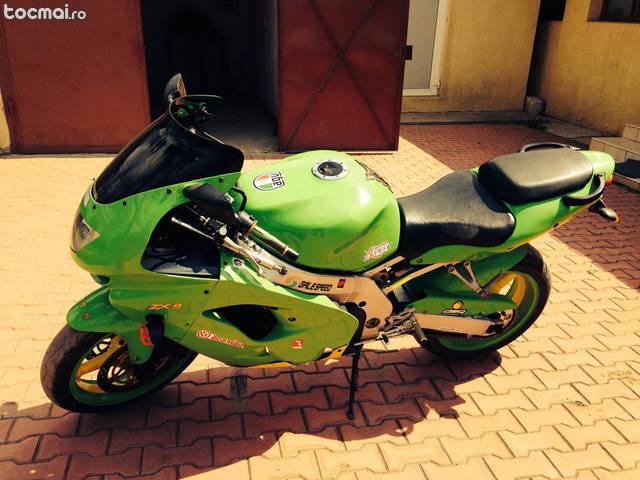 Kawasaki zx9r