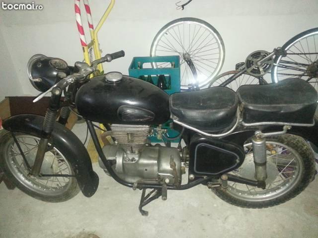 Motocicleta Simson Sul