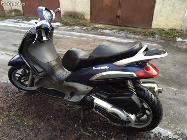 Piaggio Beverly 500, 2005 Variante Auto