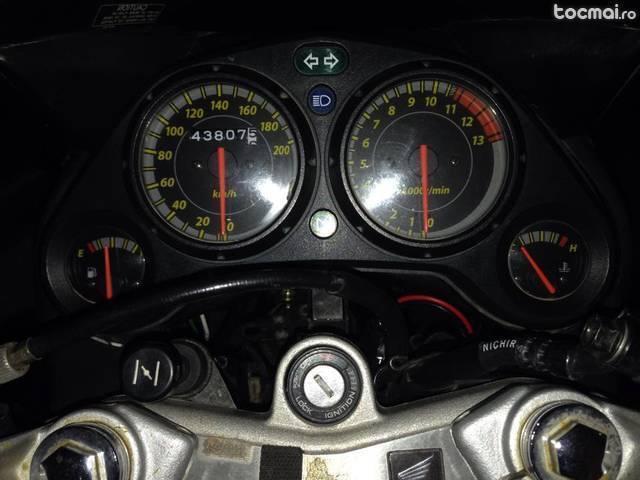 Honda cbr 125 r