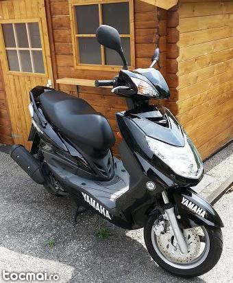 Scuter Yamaha Cygnus X 125cc, impecabil!