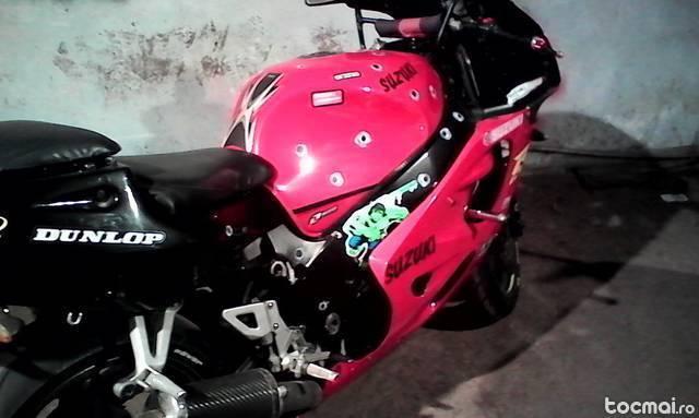 Suzuki gsxr 600 srad, 1999