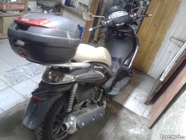 Piaggio Beverly 400, 2008