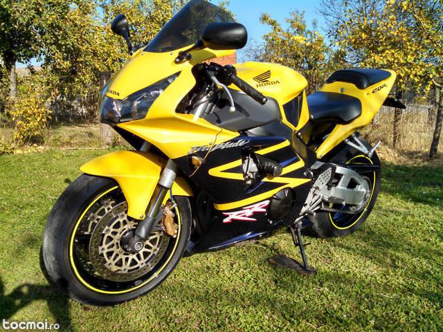 Honda CBR 954 RR, 2002