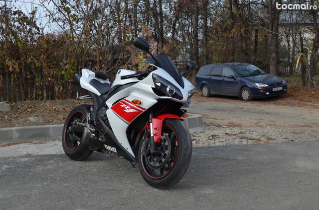 Yamaha R1, 2008 RN19