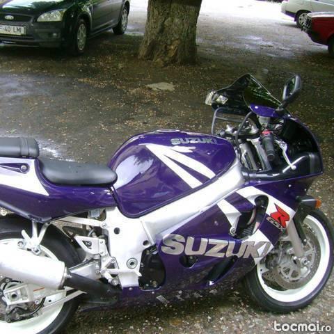 Suzuki gsxr 2000