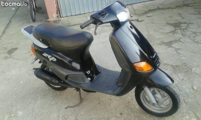 Piaggio zip impecabil variante