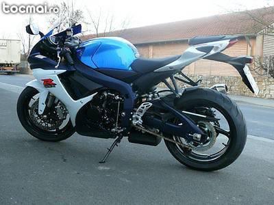 Suzuki GSX- R 750 2012