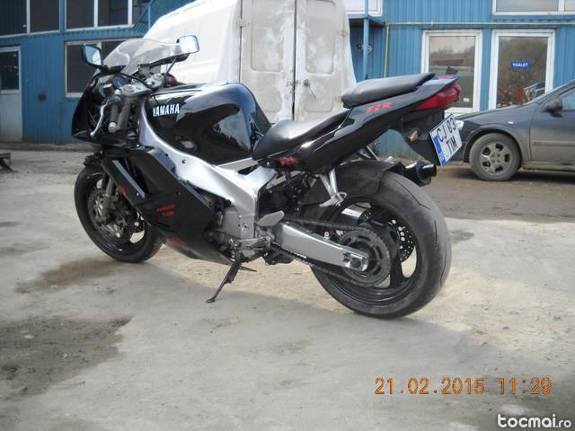 Yamaha fzr 1000 schimb variante