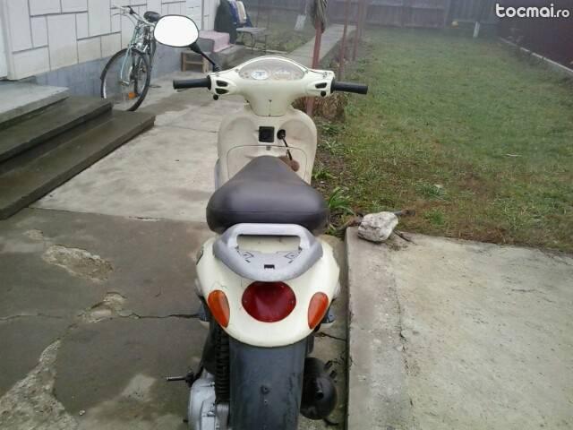 piaggio liberty