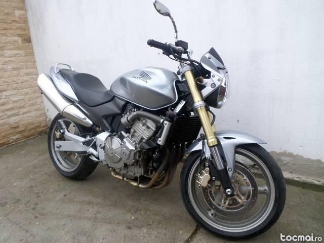 Honda hornet 600cc an2005 95cp 19292km