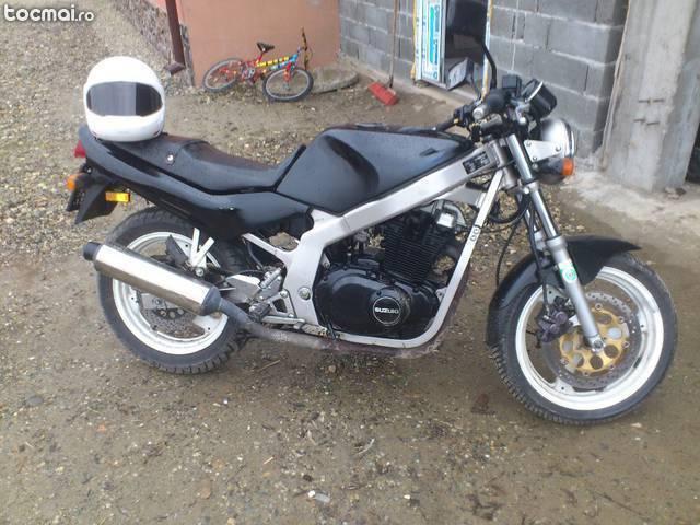 motocicleta suzuki 1995