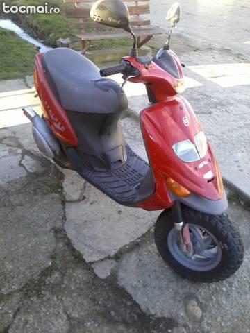 Gilera c13100, 2005