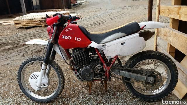 honda xl 600 . 1982