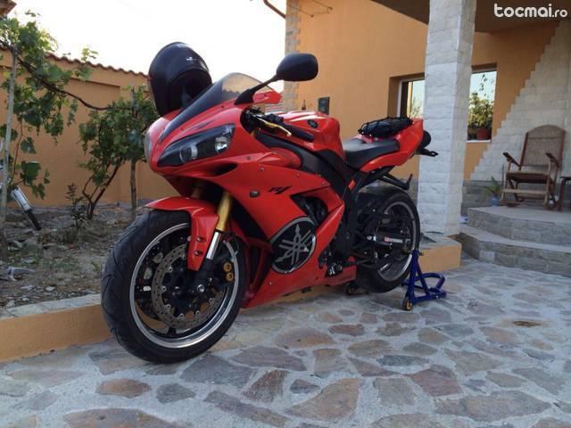 Yamaha R1 1000cc anul 2007