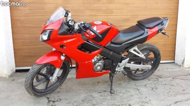 Honda cbr 125 R, 2004