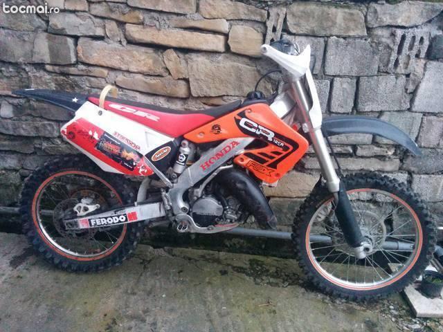 Honda CR 125R, 2002