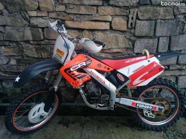 Honda CR 125R, 2002