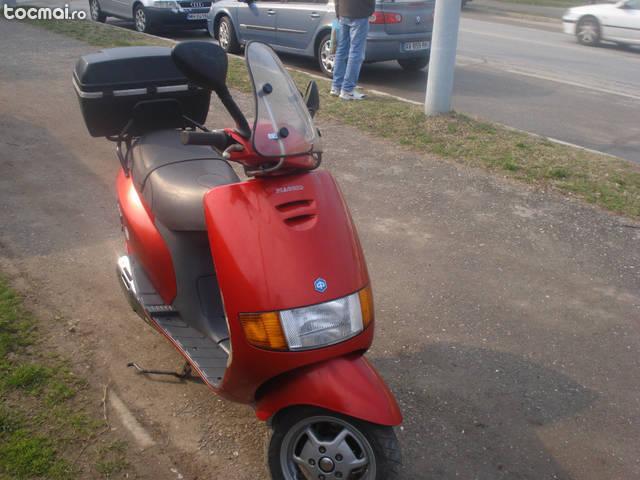 Piaggio Sfera, 2000 , 125 4t