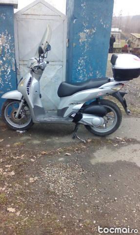 Honda sh
