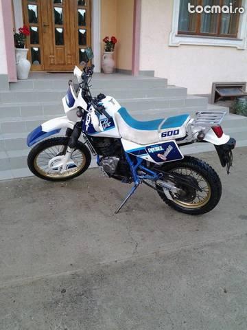 suzuki dr 600