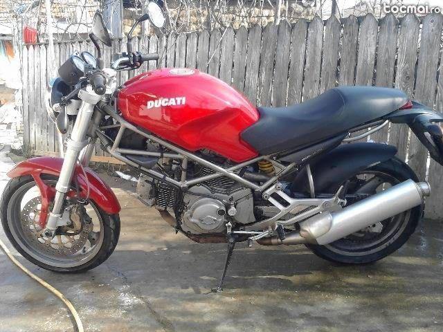 Ducati monster 600, 2002