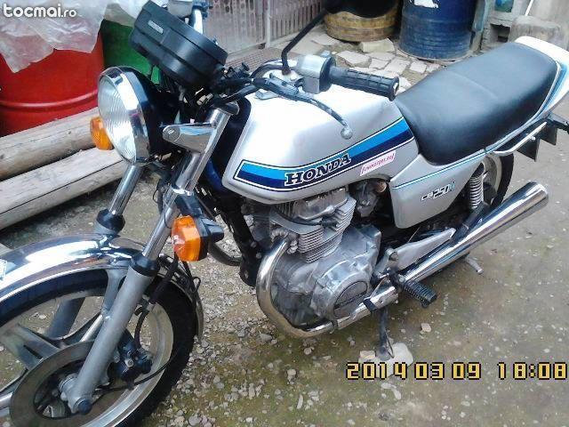 Honda cb250n, 1981