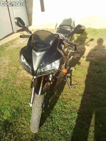 Honda cbr 125 r 2009