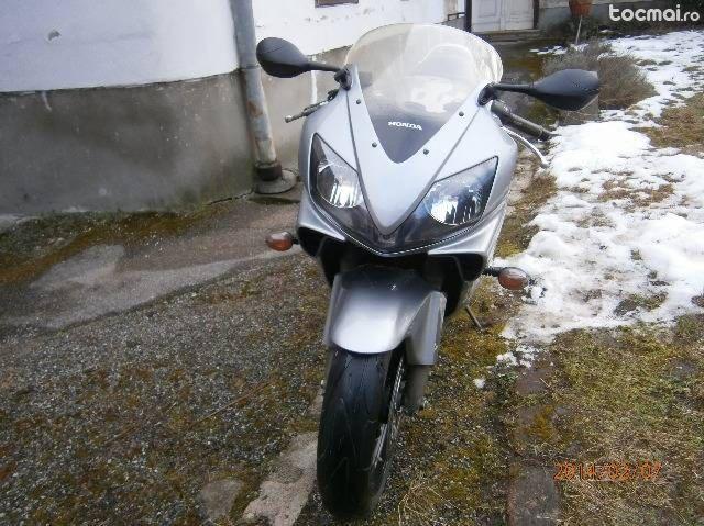 Honda cbr 600F5 , 2005