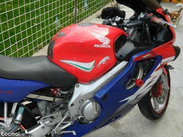 Honda cbr600f, 2000