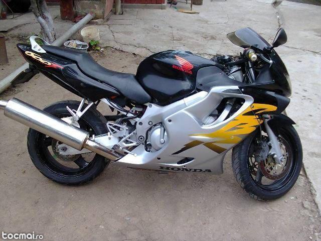 Honda cbr f4, 2000