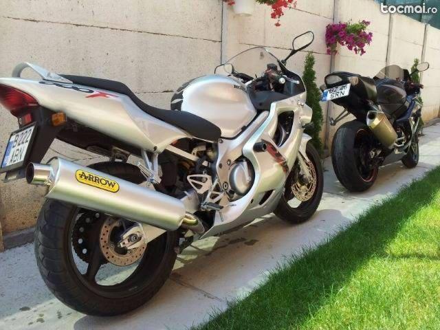 Honda Cbr f4i super