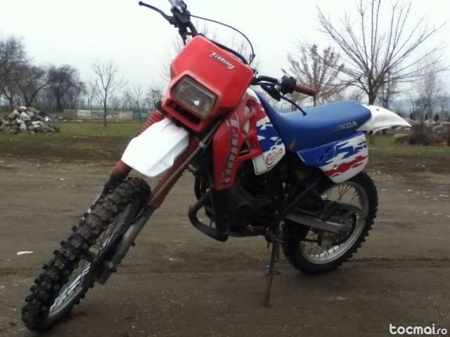 Honda cross, 79 cm. , 6 trepte viteza