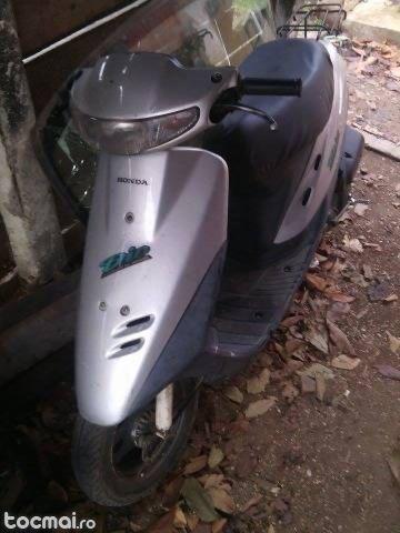 Honda Dio , 2001