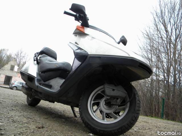 Honda helix 250