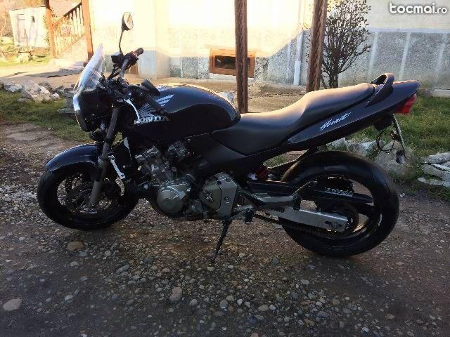 Honda Hornet, 2001